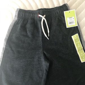 Boys sweat shorts NWT